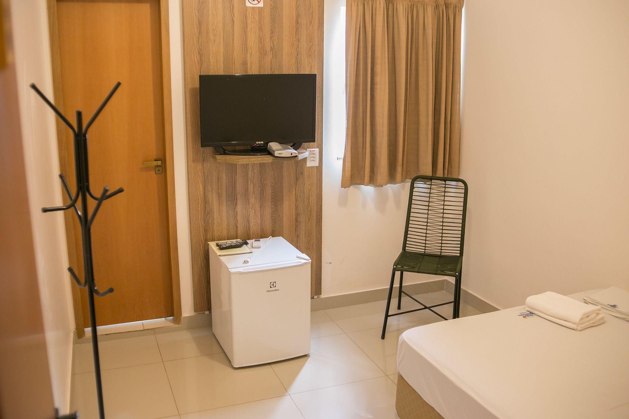 M & A Hotel ゴイアニア エクステリア 写真